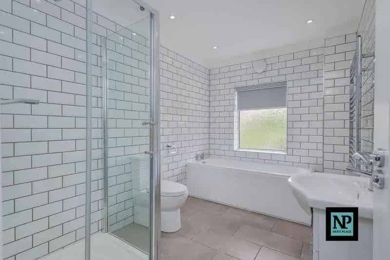 3 Bed Mid-Terraced House for Sale - Family Home - No Onward Chain