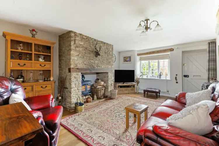 2 Bedroom Cotswold Cottage South Cerney