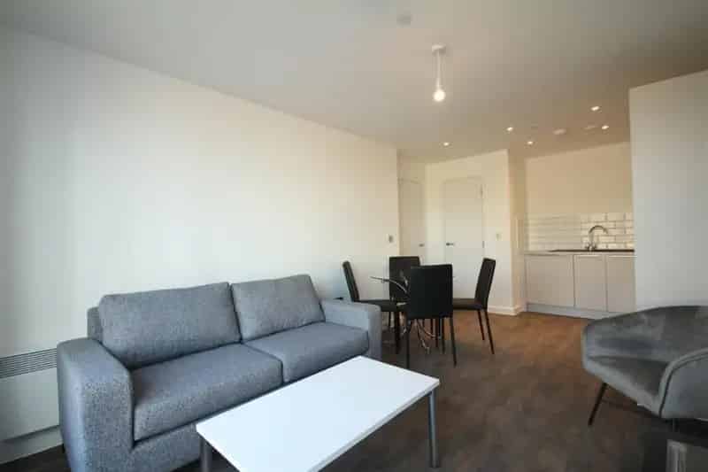 Modern Birmingham City Center Apartment - One Bedroom