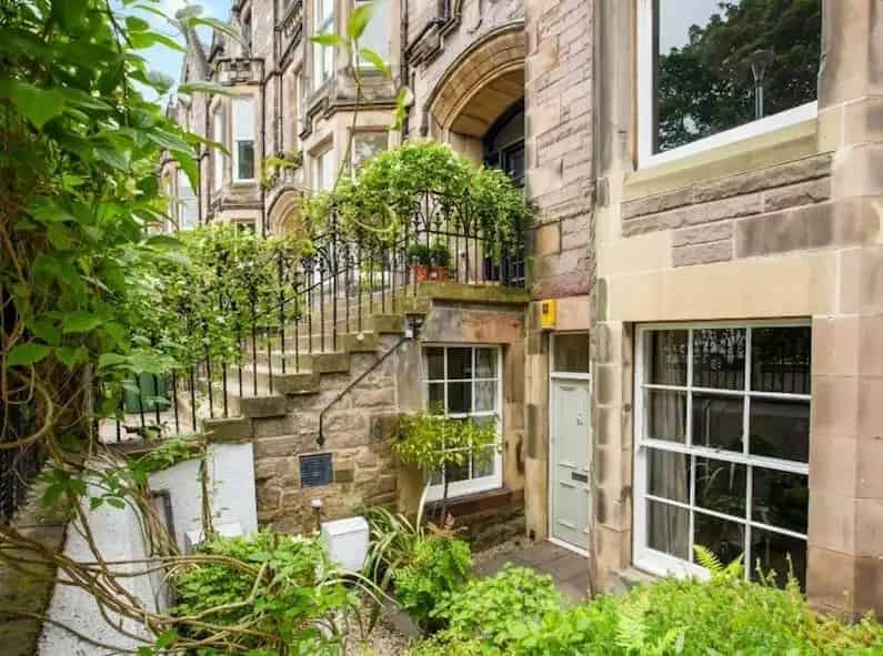 3 bedroom flat to rent