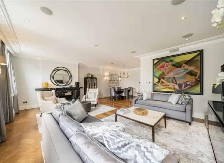 High Ceiling Luxury Apartment Near Hyde Park
