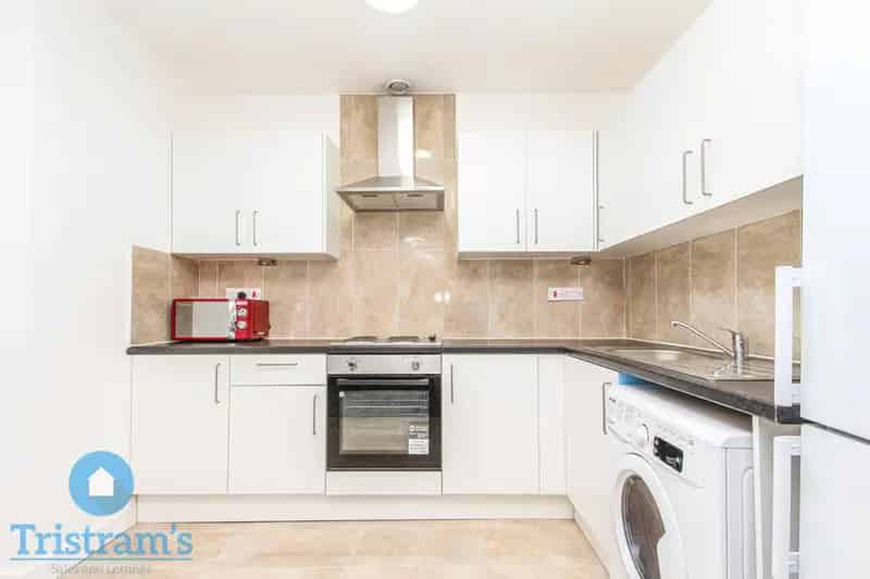 2 Bedroom Furnished Apartment Near City Center