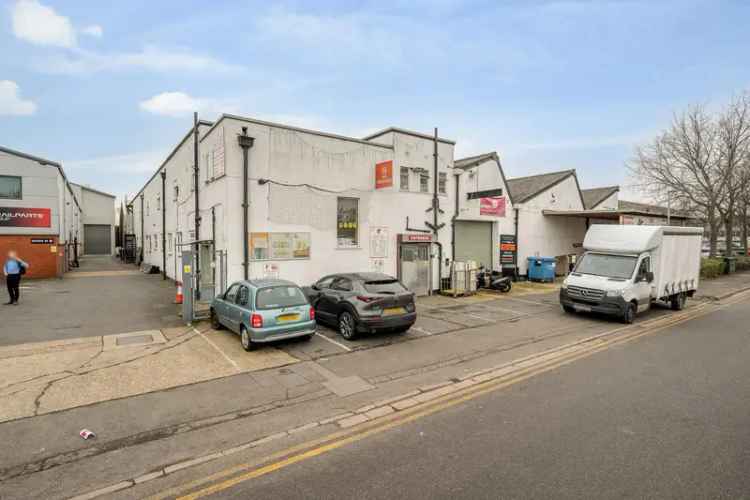 Warehouse Space To Let - Flexible Lease Terms