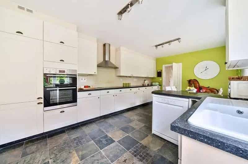 4 Bed Edwardian House for Sale near National Trust Woodland