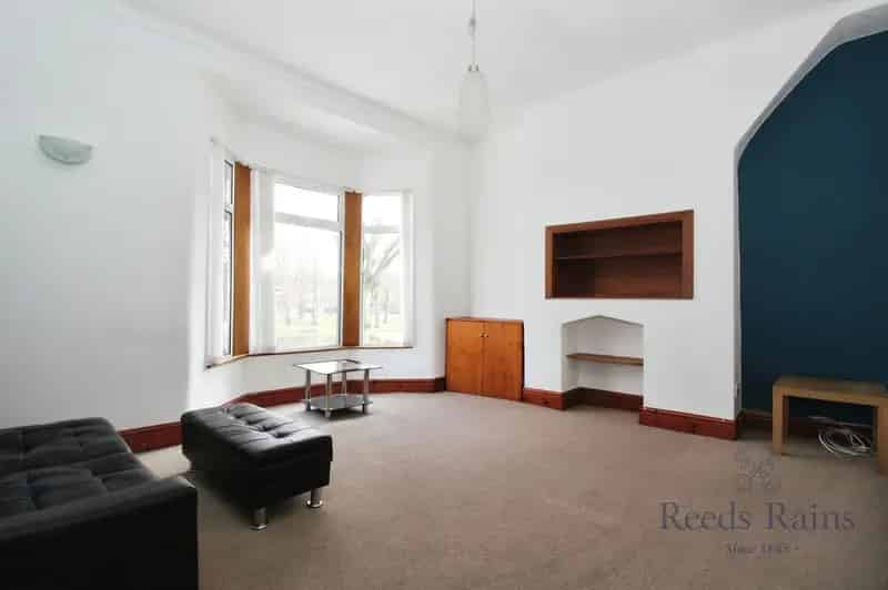 1 Bedroom Mid Terrace House for Sale Modern Auction Liverpool