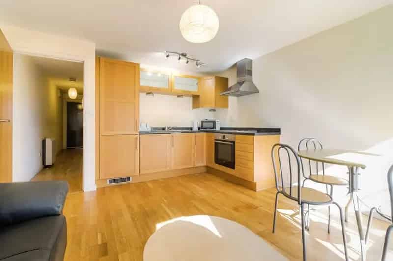 1 Bed Flat to Rent Manchester City Centre Near Victoria Station