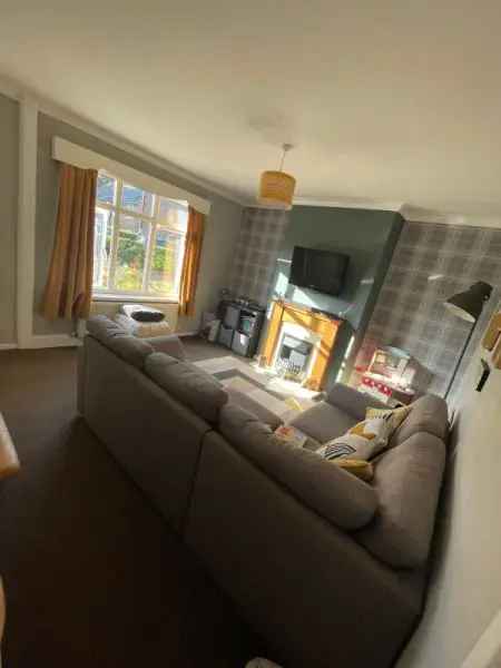 House For Rent in Kirklees, England