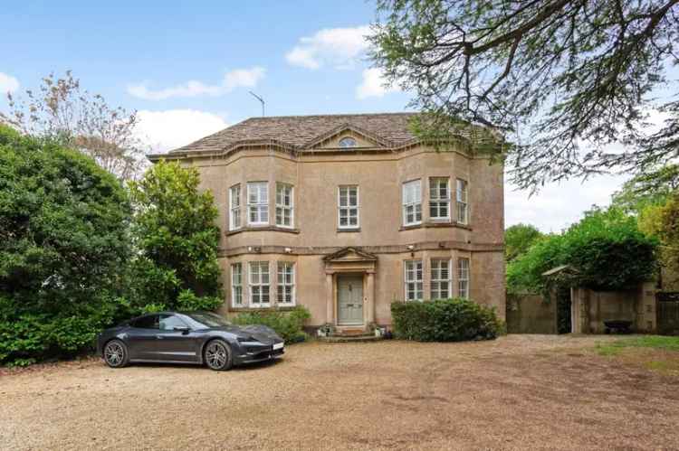 5 Bedroom Detached House for Sale in Corsham