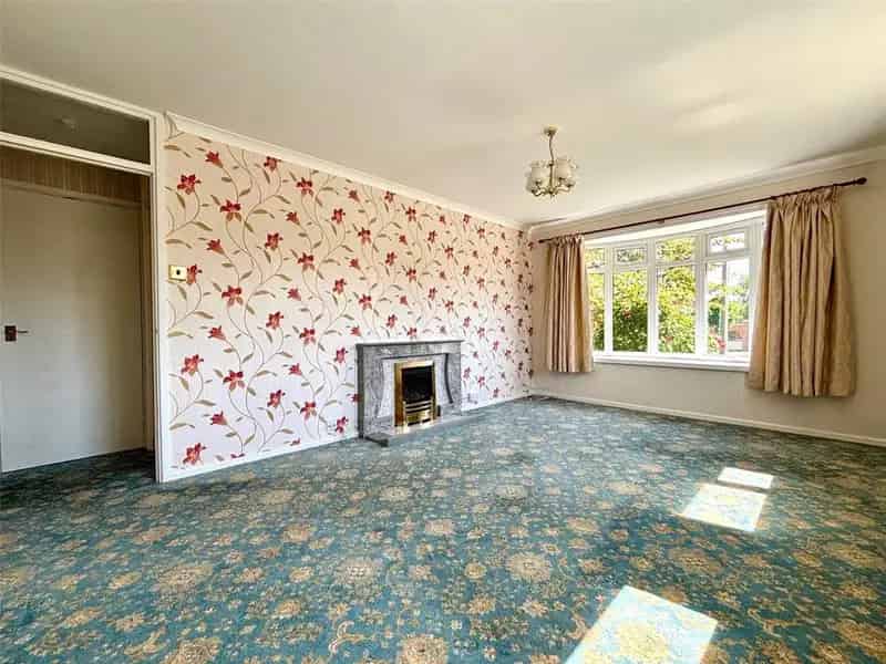 2 Bedroom Bungalow for Sale