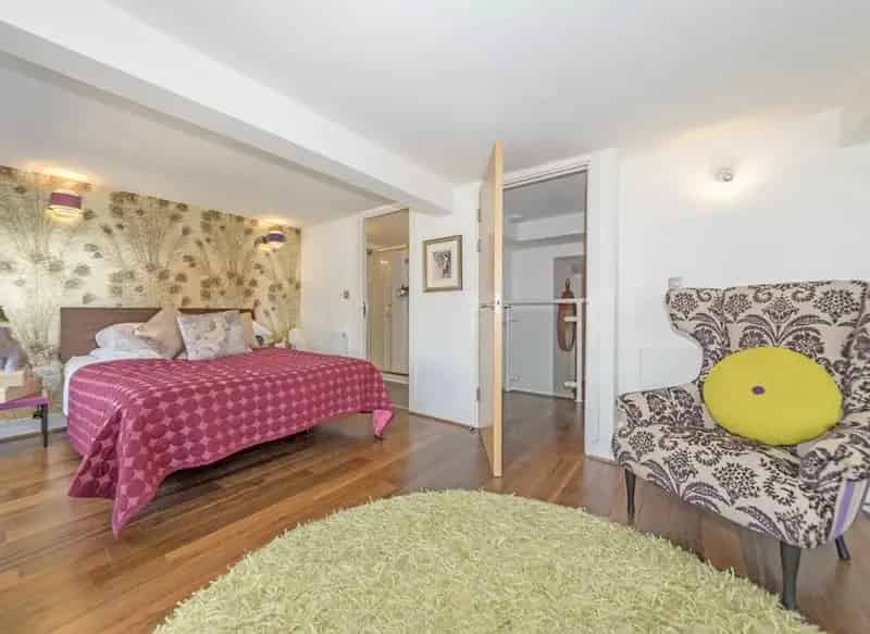Two Double Bedroom Duplex Apartment Angel