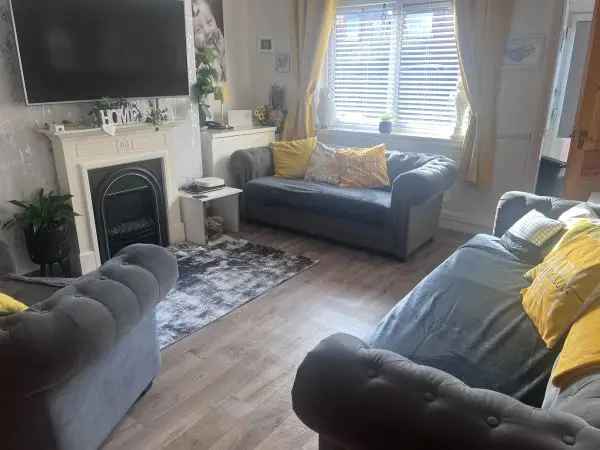 House For Rent in Sheffield, England