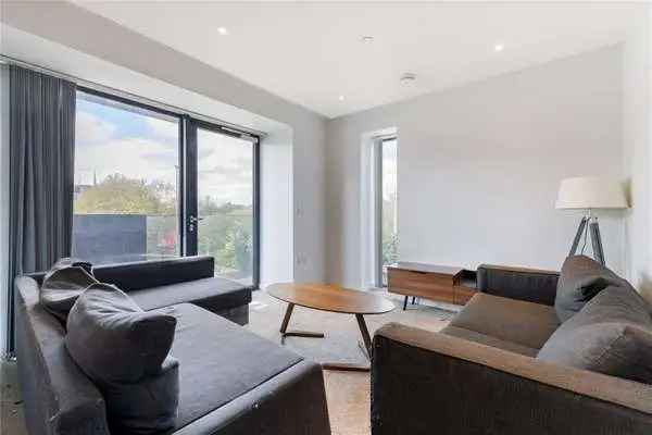 2-Bed Apartment in Local Blackfriars Salford