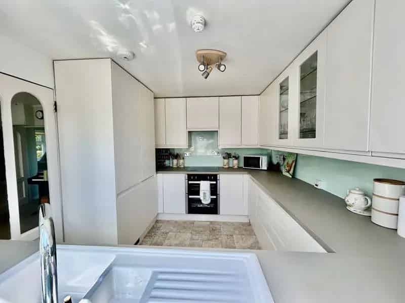 3 Bedroom Detached Cottage for Sale in Symonds Yat Rock