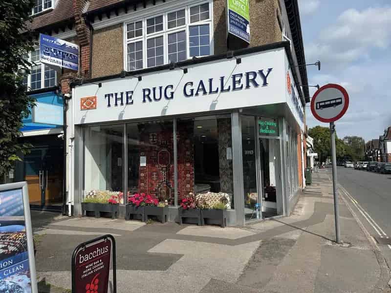 Beaconsfield Shop to Let - 860 sq ft - Use Class E
