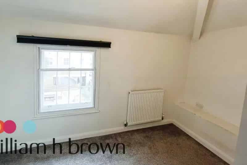 2-Bedroom Flat Modern Bathroom Zero Deposit Available