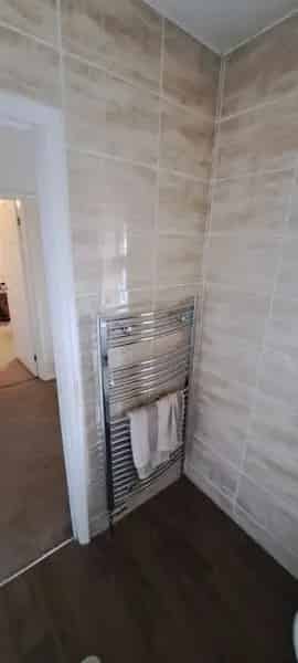 3 Bed Semi Detached House Large Garden Driveway