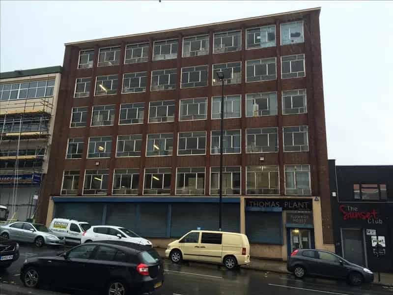 Birmingham City Center Warehouse Six-Story Storage Space