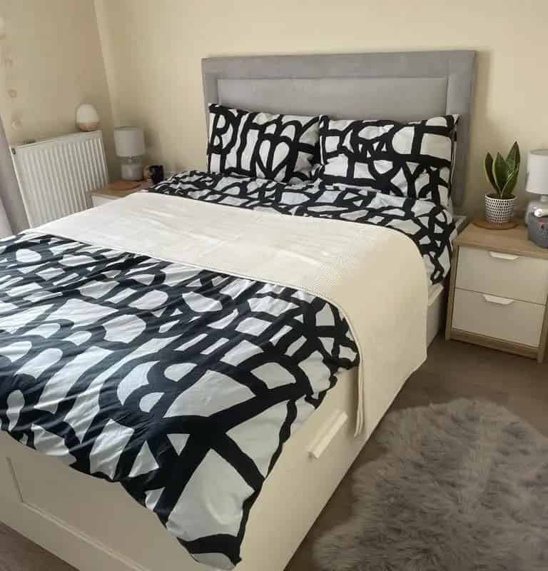 2 Bed Flat with Parking Balcony Modern Decor Zero Deposit Option
