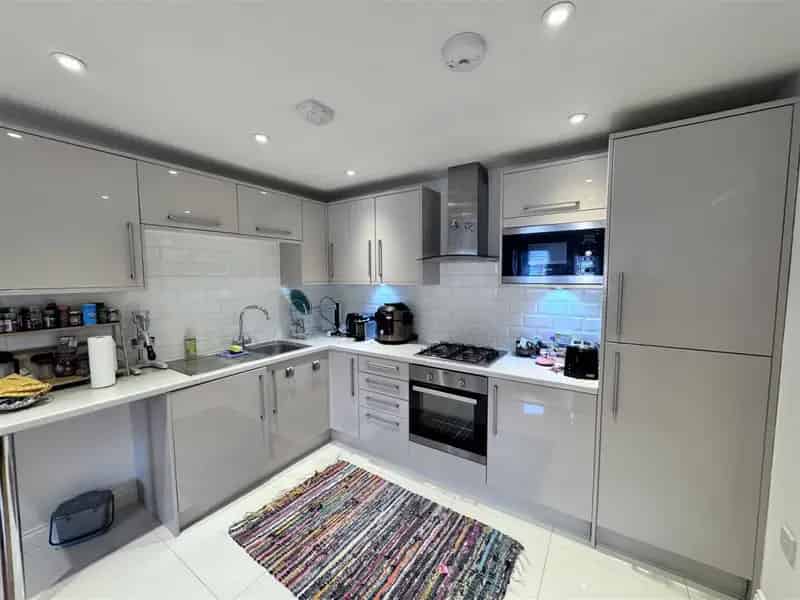 1 Bedroom Flat for Sale - 514 SQ FT - Millstone Court