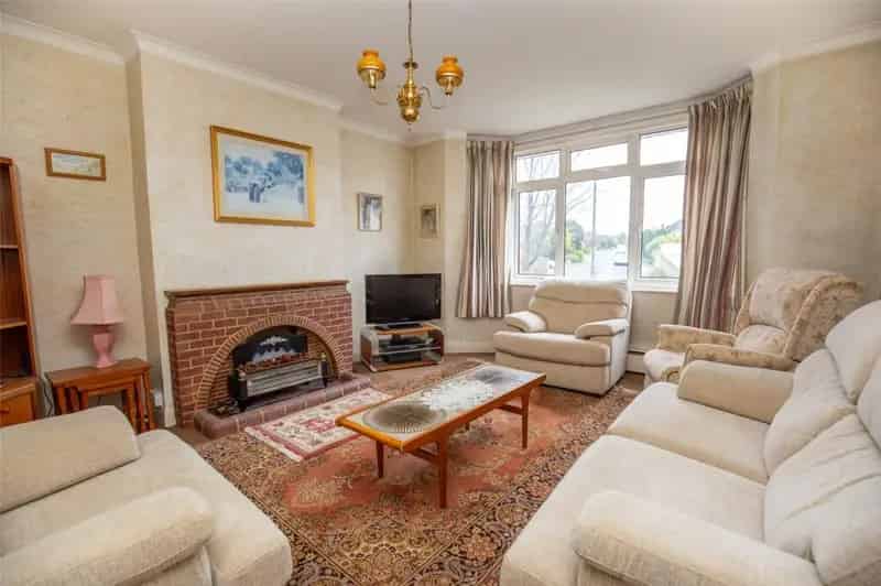3 Bedroom Semi-Detached House for Sale Stoke Bishop