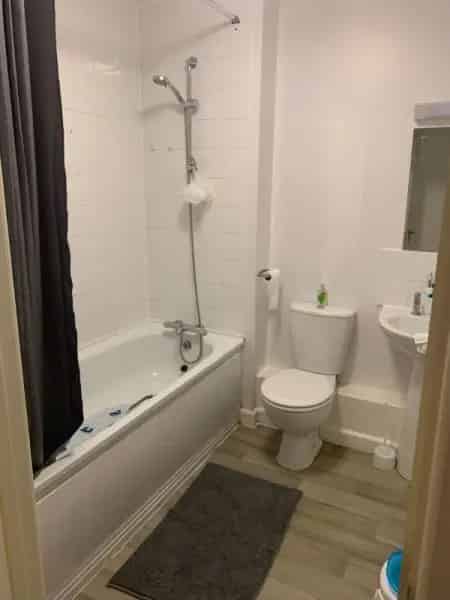 Flat For Rent , East Hampshire, England