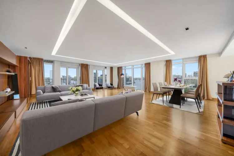 3 Bedroom Flat for Sale Battersea Reach