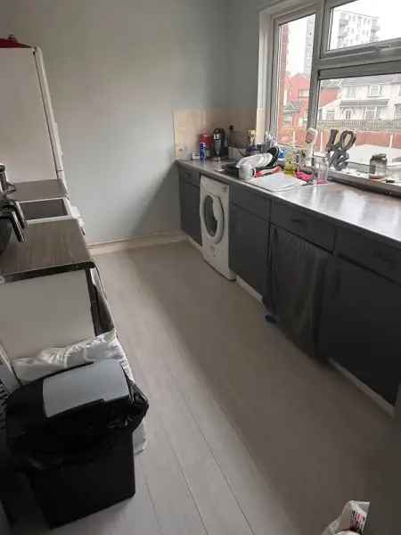 Flat For Rent in Walsall, England