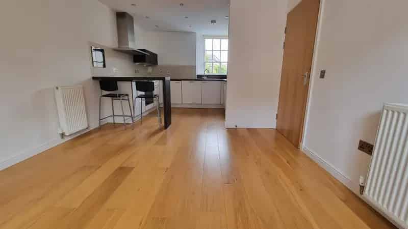 2 Bedroom Flat to Rent Stockbridge
