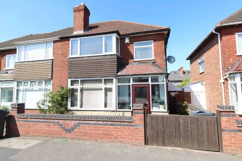 3 bedroom Semi Detached House for sale, Stechford, West Midlands, B33