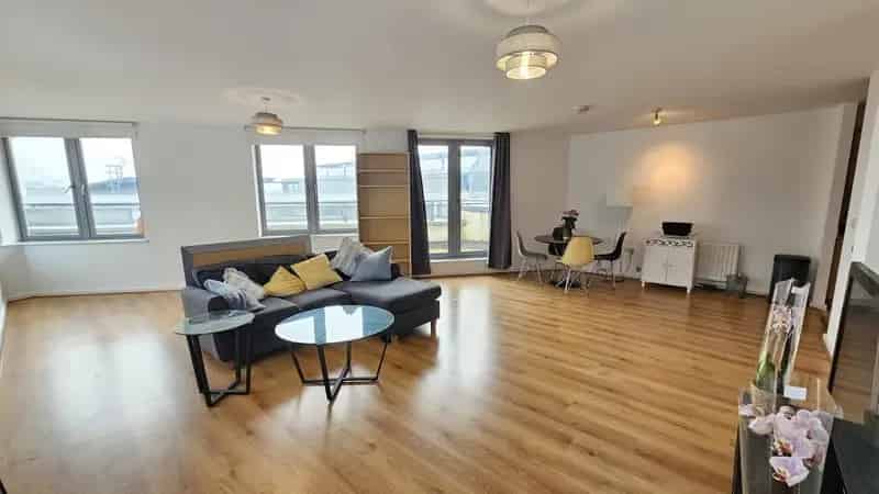 3 Bedroom Penthouse Apartment Zero Deposit Available