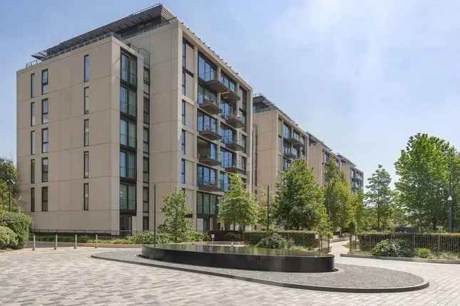 Flat for sale in Lillie Square, London SW6