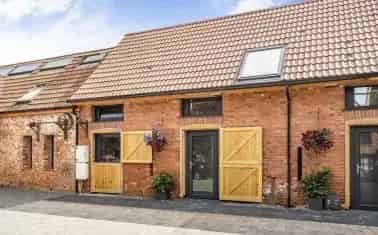 Exeter Barn Conversion 2 or 3 Beds Enerphit Standard