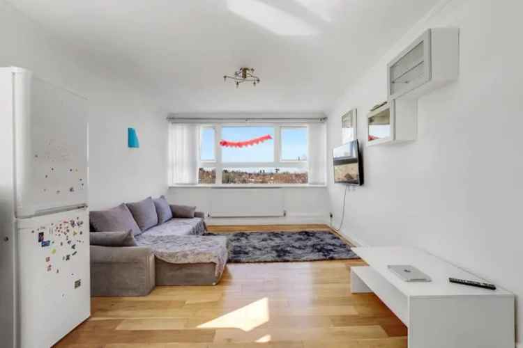 2 bedroom Flat
 For Sale