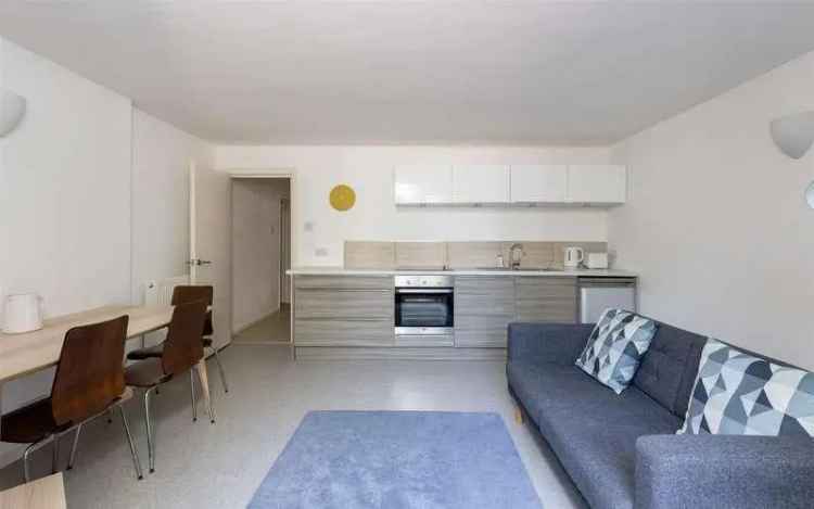 6 Bed House for Sale near Ryde Beaches