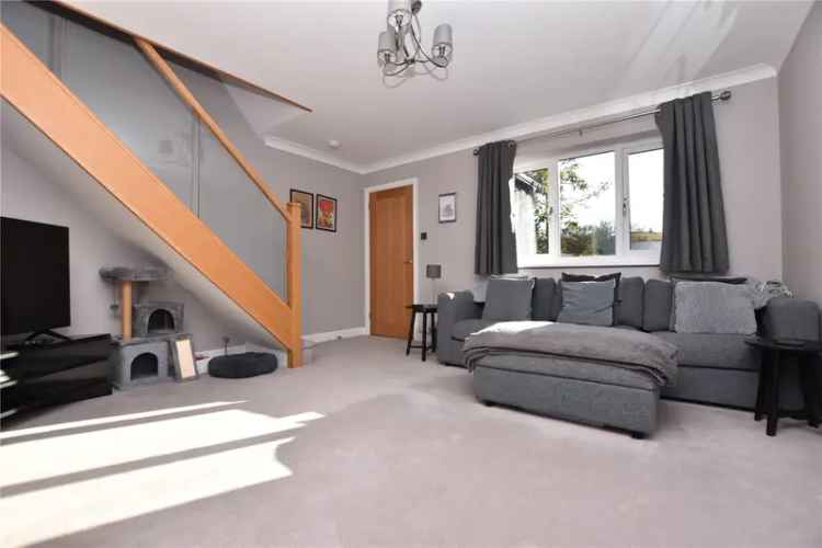 House For Sale in Leeds, England