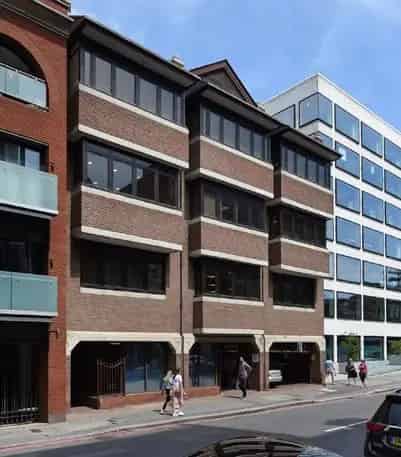 High Quality Fitted Office Space in Reading