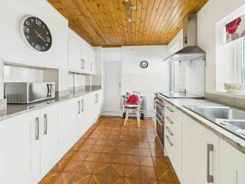 Four Bedroom Family Home Brookvale Basingstoke