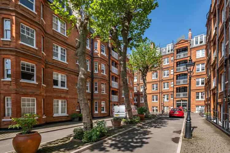 1 Bedroom Flat for Sale in Popular Period Mansion Block