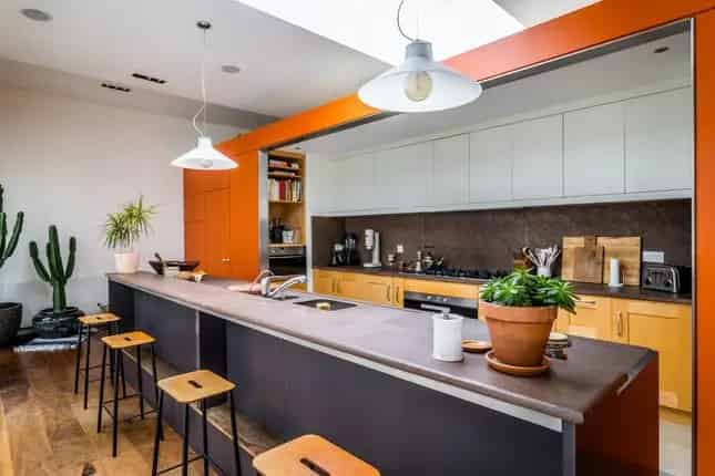 Barnes Family Home 6 Beds 3 Baths 3781 sq ft Exquisite Period Property