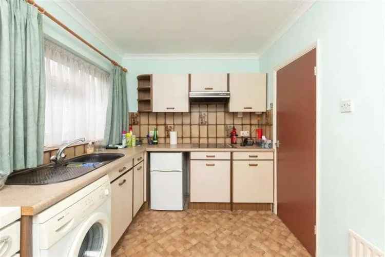 2 Bed Detached Bungalow for Sale Istead Rise