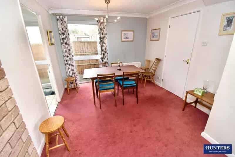 4 Bed Detached House for Sale - Ample Parking & Scope to Extend