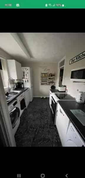 Beautiful 3 Bed Maisonette