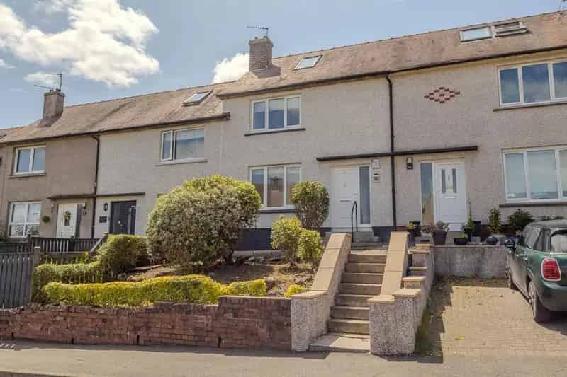 3 Bedroom Terraced House For Sale West Scotland