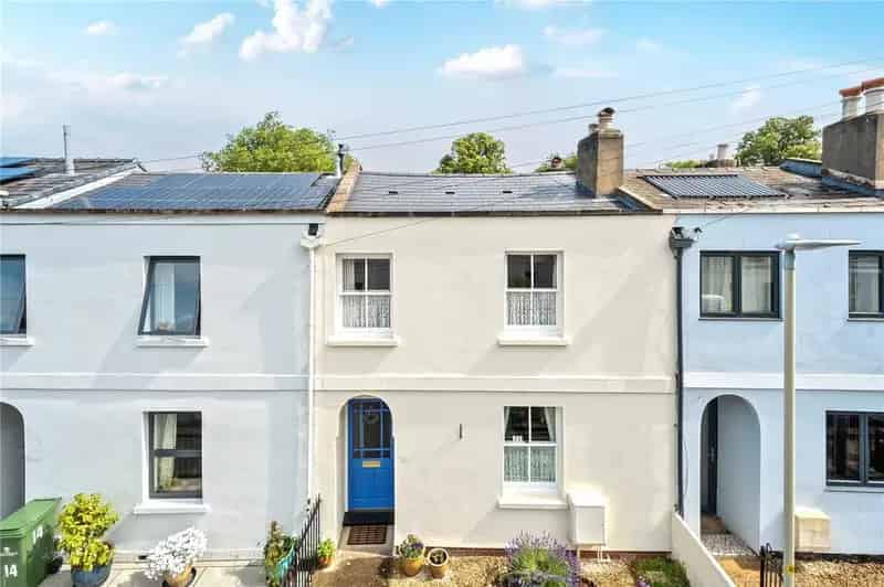 2 Bedroom Townhouse for Sale