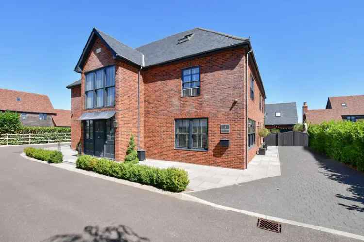 Detached House for sale with 6 bedrooms, Clay Court, Woodnesborough