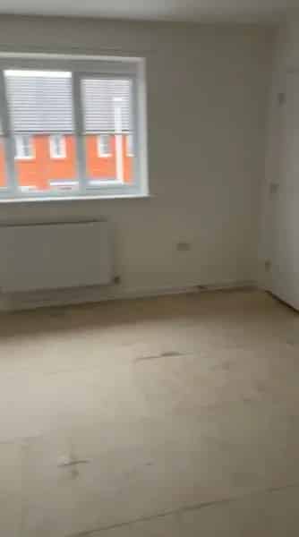 Spacious 1-Bed House in Quiet Area Near Parks