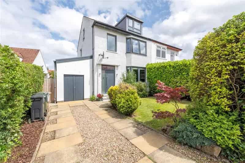 4 Bedroom Semi-Detached House For Sale