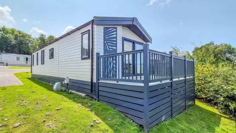 2 Bedroom Atlas Trend Park Home for Sale