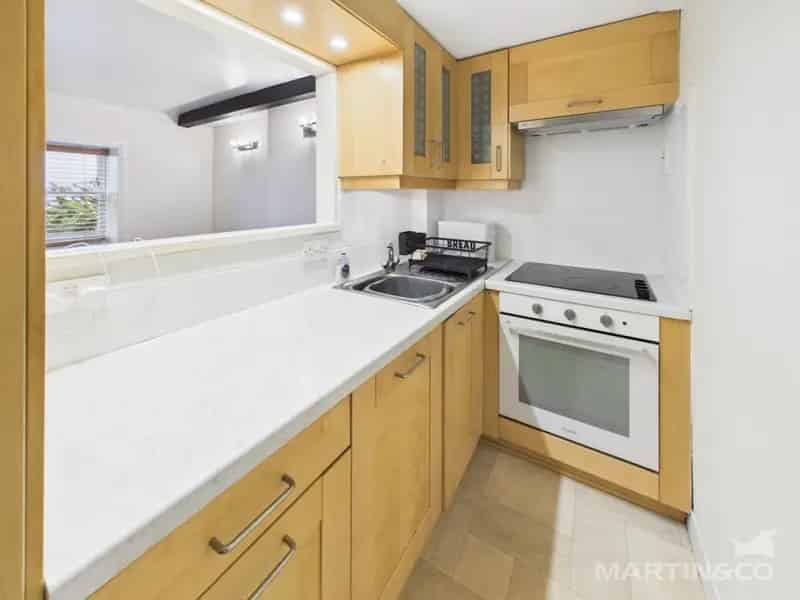 1 bedroom Flat
 To Rent