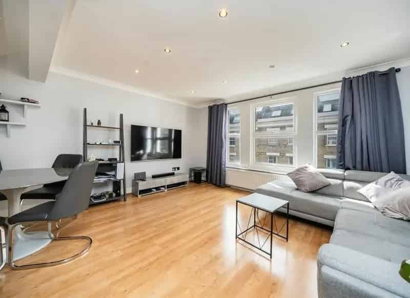 Two Double Bedroom Flat Fulham Close to Hammersmith Station